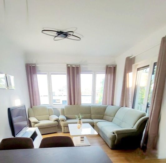 Dwa 3-pokojowe mieszkania, centralnie, nowoczesny nowy budynek, Elbe, pieszo Buckau – WG9 Wohnzimmer