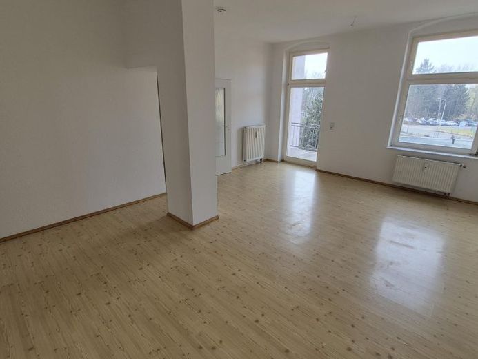+ + + 2,0-Zimmerwohnung mit Balkon! + + + – Foto 1