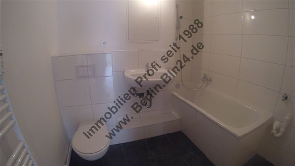 Ringcenter Zweitbezug -- 2 Zimmer ruhig schlafen Innenhof – G0027426