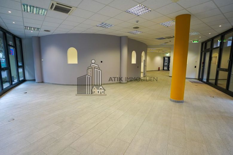 ATIK: Moderne Büro- und Praxisflächen im Gesundheits- und Ärztezentrum Lusanum – Bürofläche