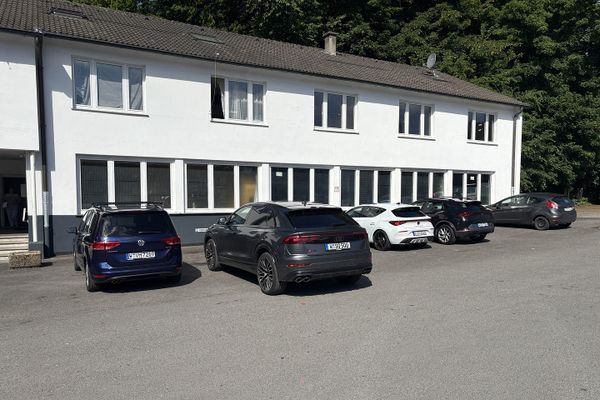 Büro/Gewerbeeinheit mit ca. 150 qm - vielseitig nutzbar