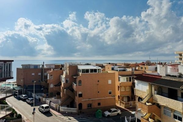 Appartement mit 2 Schlafzimmern, 1 Bad und Meerblick nur 100 m vom Strand