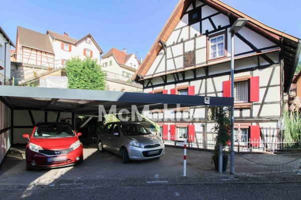 Casa histórica de entramado de madera en buen estado de conservación + 2 plazas de aparcamiento en cochera