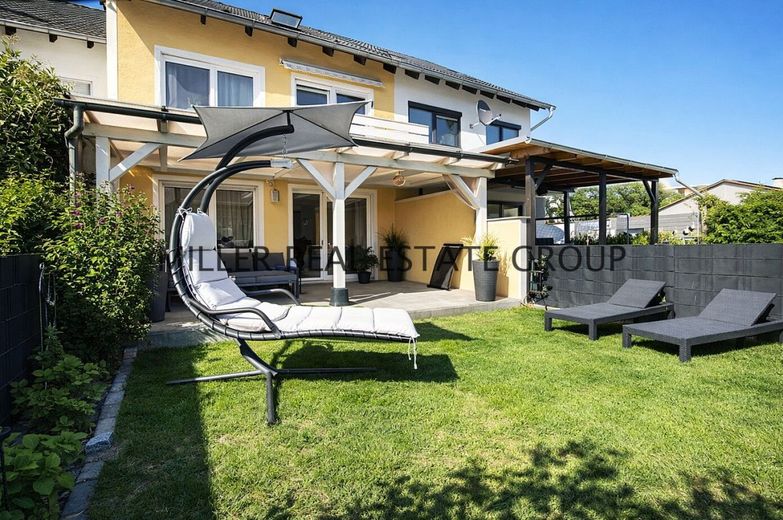 Modernisiertes Reihenmittelhaus in Ingolstadt - Familienwohnen mit Garten, großer Terrasse, Garage &amp; ausgebautem Dachgeschoss! – Gartenbereich
