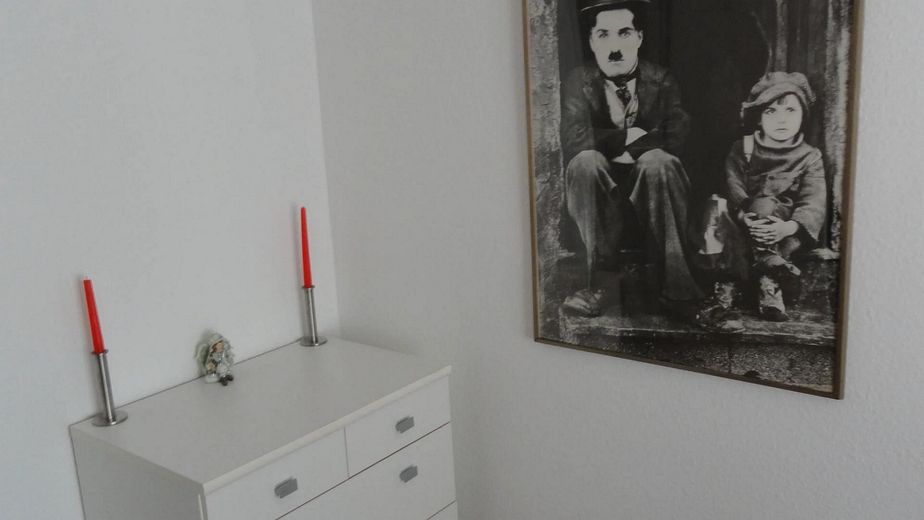 Inheidener Straße: Helle 2-Zimmer-Wohnung mit Süd-Balkon, Einbauküche & Top-Anbindung – Photo 23