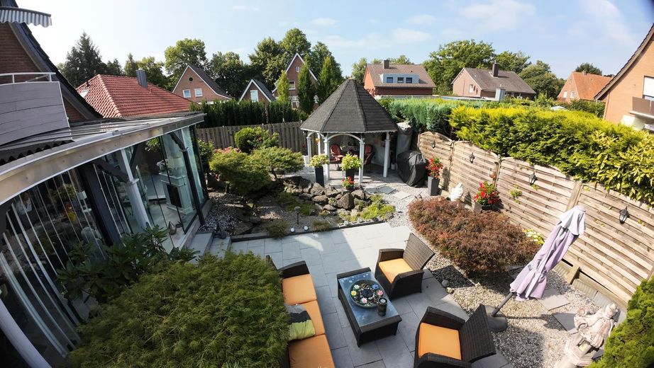 Bild auf den Wohngarten