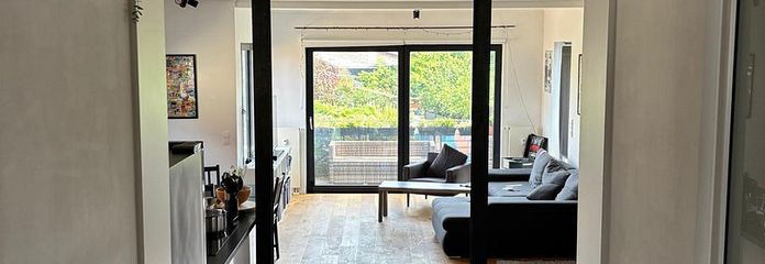 Moderne 4,5 Zimmer Wohnung in Brühl -PROVISIONSFREI- – Blick in Wohn- Esszimmer