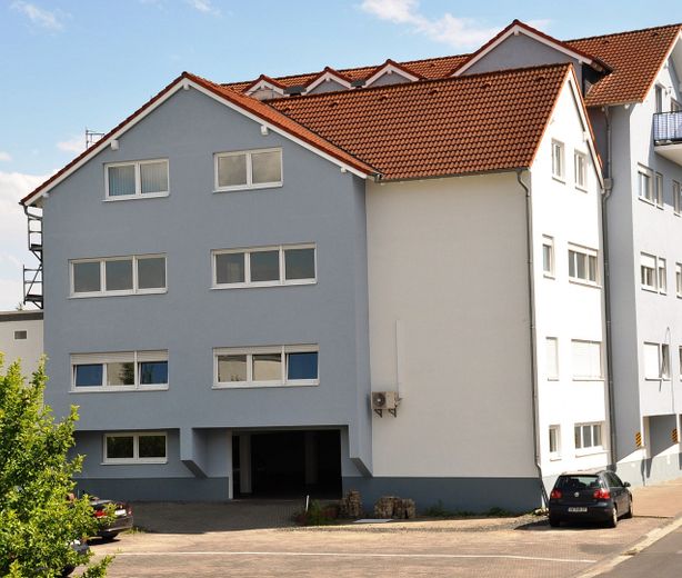 gepflegetes Bürohaus