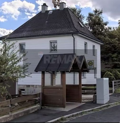 Freistehendes Einfamilienhaus mit Garten in Nagel ( Fichtelgebirge ) – Hausansicht