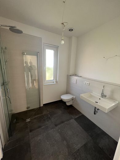 Neuwertiges EFH in bester Wohnlage – Foto 10