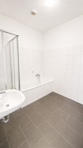 Büro im Altbau, Dürer Straße, Übernahme Konferenztechnik, Server und Telefonanlage möglich – Foto 11
