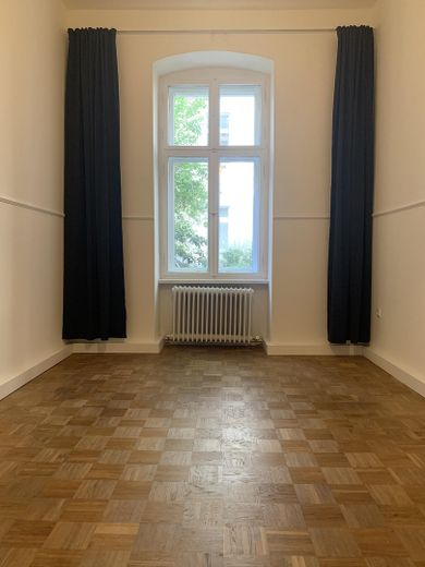 Zimmer zum Hof