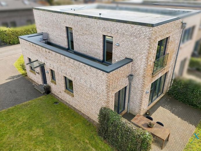 Modernes Familienglück in Harrislee – Doppelhaushälfte mit Garten und Balkon – Foto 1