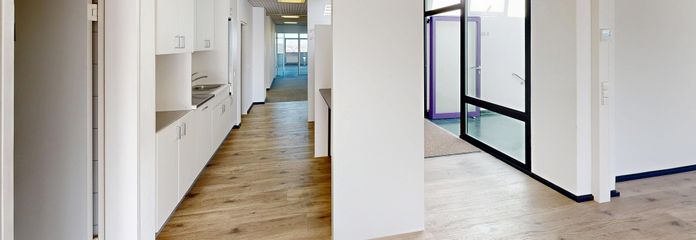 Teeküche, Garderobe, Eingang
