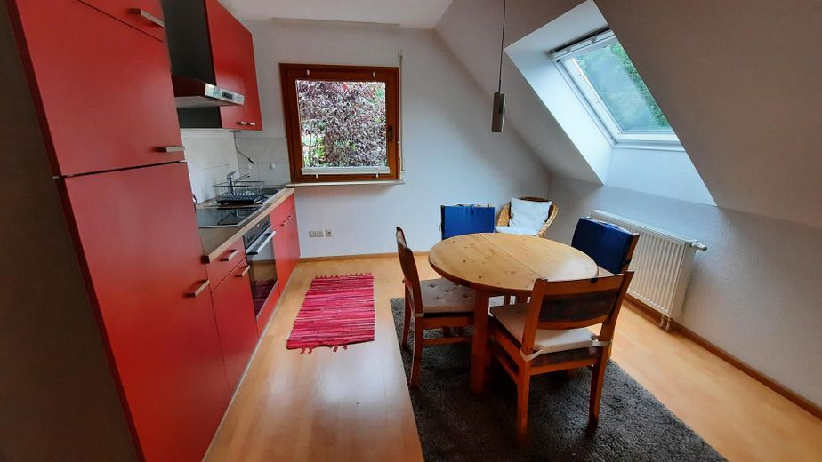 Traumhaftes Familienidyll in Glienicke/Nordbahn Einfamilienhaus – von privat – Obergeschoss Küchenzeile