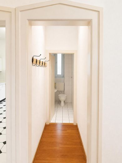 Sprzedaż prywatna bez prowizji dla pośrednika – Gäste WC