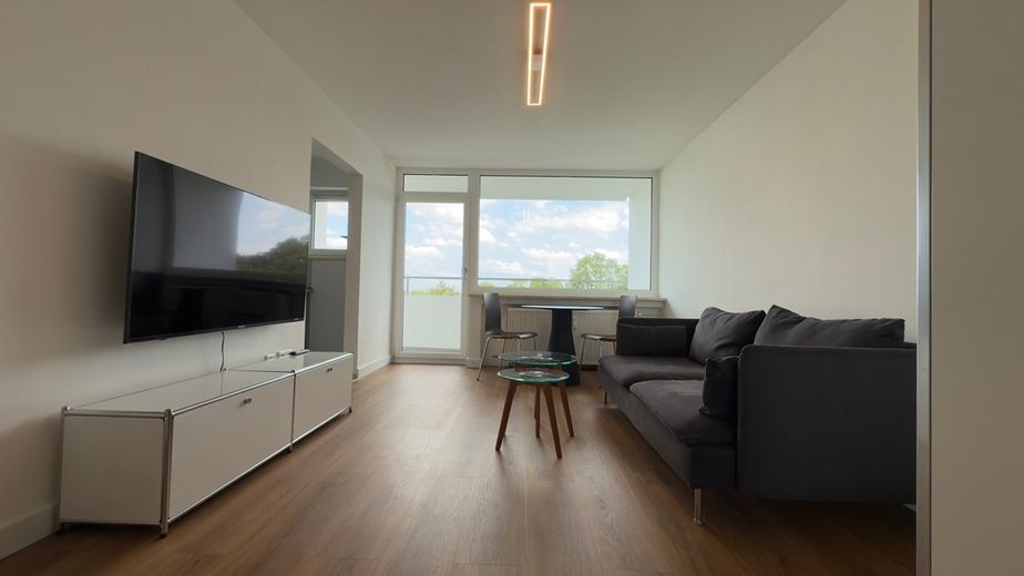 Möblierte 1-Zimmer-Wohnung Zentrums- und AUDI Nähe mit Blick ins Grüne/ idealer Zweitwohnsitz! – Foto 1