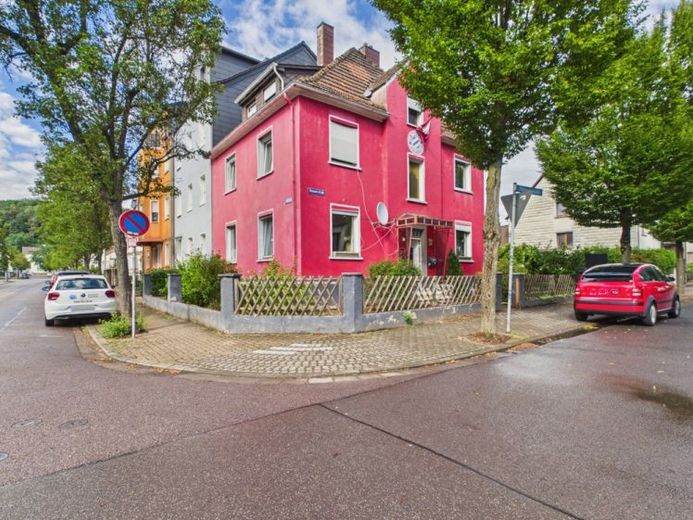Dillingen: renovatieobject, flexibel te gebruiken als driegezinswoning of voor het grote gezin – Foto 1