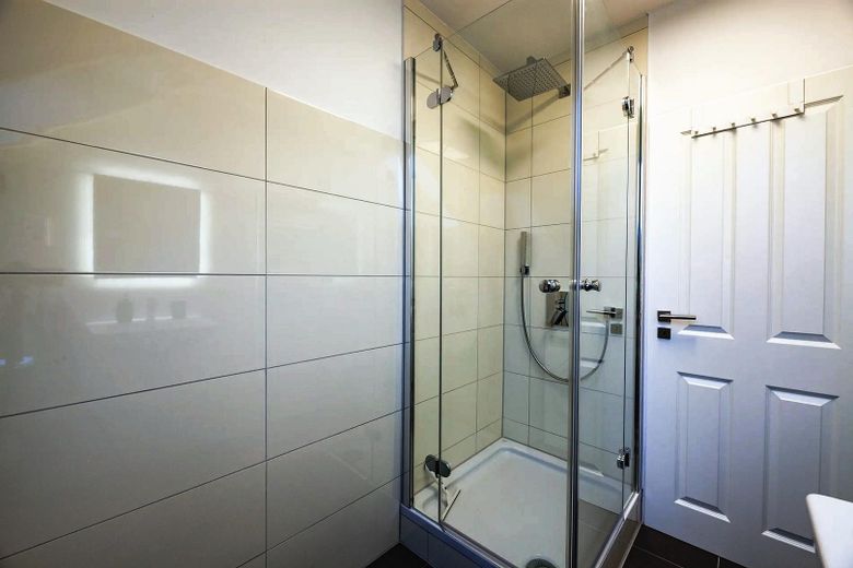 Hochwertige 2 Zimmerwohnung mit Dachterrasse in Köln am Flughafen – Foto 10