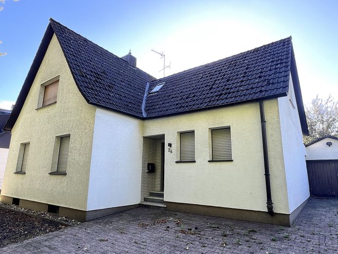 Modernisiertes Einfamilienhaus zur Miete: Modernes Familienglück mit XL-Garten in Bochum-Harpen! – Foto 2