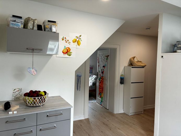 Schöne, sanierte DG Wohnung (95m²) in zentraler Kurparklage – Foto 12