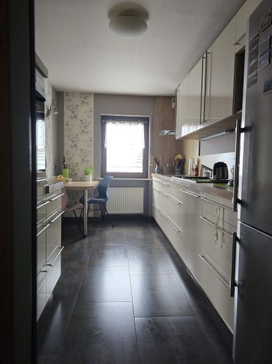 Zweifamilienhaus mit Ferienhaus und zus. Grundstück, neue Wärmepumpe und PV-Anlage - Provisionsfrei – OG Küche
