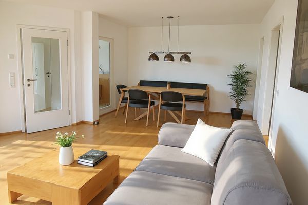 4-Zimmer-Wohnung mit Balkon und Fußbodenheizung in Augsburg