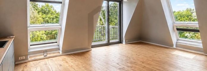 MODERNE ELEGANZ AUF RUHE TRIFFT