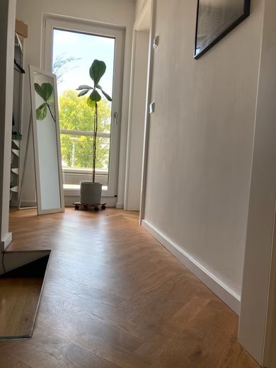 August Provisionsfrei! Stadthaus 5 Zi., 2 Bäder, 2 Dachterrassen, 2 TG – Energie A, Bezug Dez. – 2.OG Ankleide