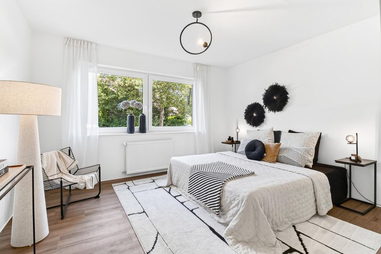 Kernsaniert & sofort bezugsfrei: 3-Zimmer-Wohnung mit Balkon in Münster-Gievenbeck – provisionsfrei – Schlafzimmer