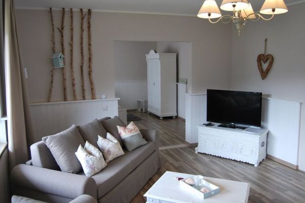Zeer mooie 2,5-kamerwoning op een zonnige locatie