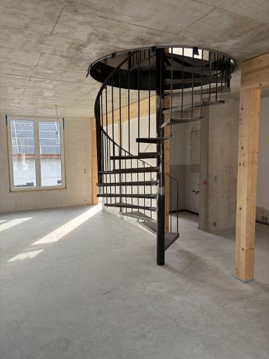Maisonette-Wohnung mit 2 Balkonen – 1. OG