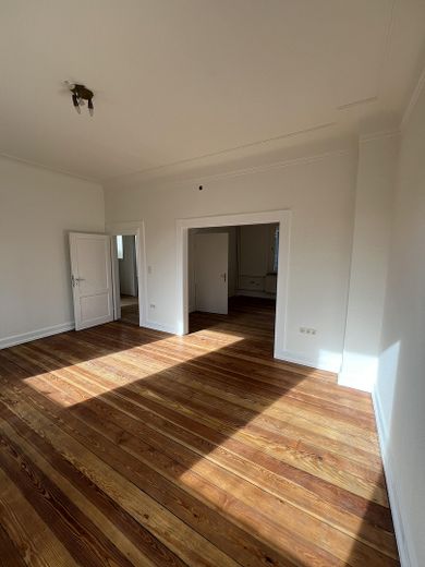 Sanierte Doppelhaushälfte mit Altbau-Charme in Jünkerath (Vulkaneifel) – wohnzimmer