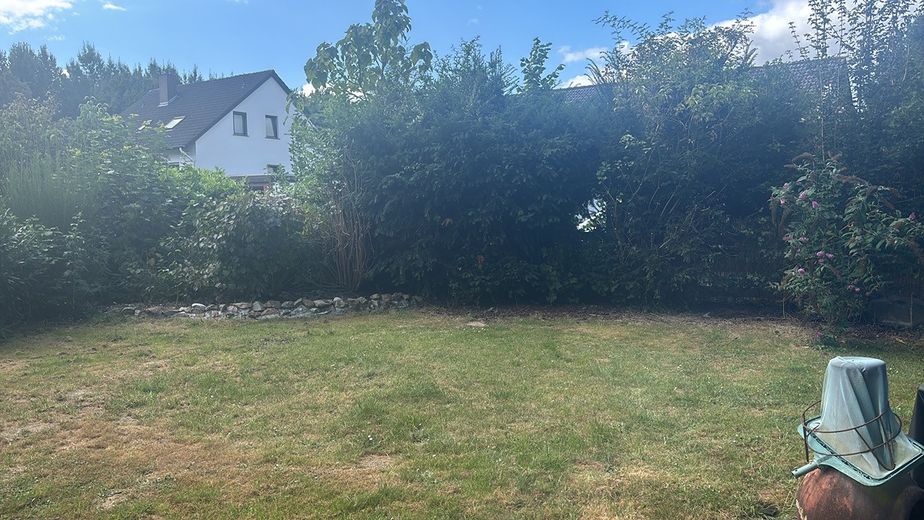 Casa unifamiliare a Kaufungen con appartamento indipendente – Foto 10