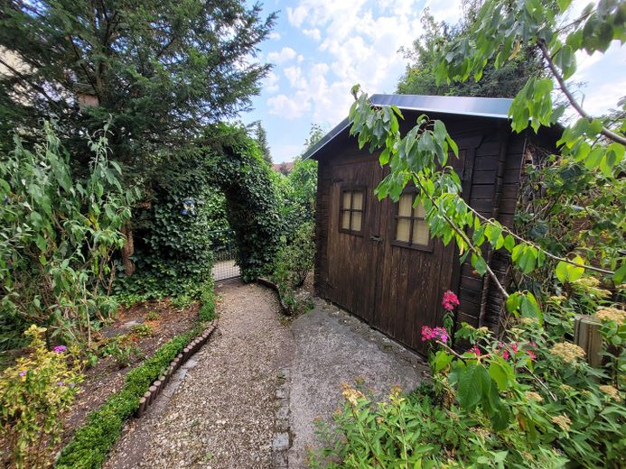 Großzügiges Reihenmittelhaus in Eching- von privat – Garten