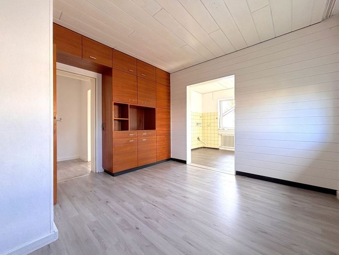 Diamante grezzo: appartamento di 4 locali con balcone – Esszimmer