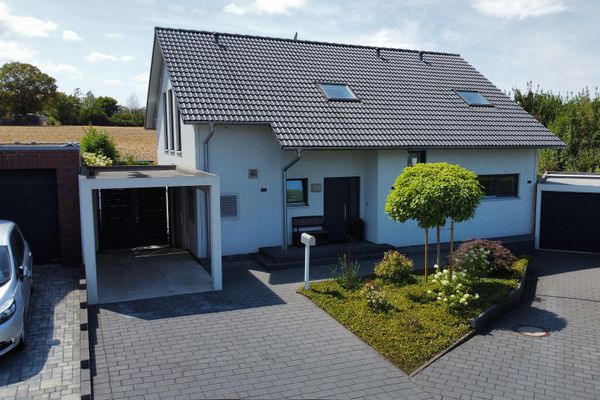 Ekskluzywny dom jednorodzinny w wyjątkowej lokalizacji