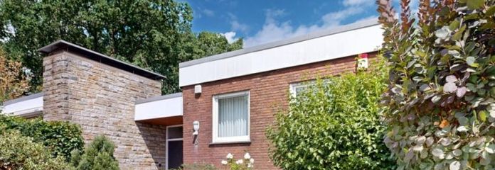 Provisionsfrei für Käufer: Bungalow in grüner Sackgassenlage mit großem Grundstück und 2 Garagen