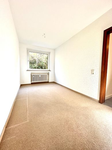 Top moderne 3 Zi Wohnung mit Balkon 2 Min vom See! – Büro oder Kinderzimmer