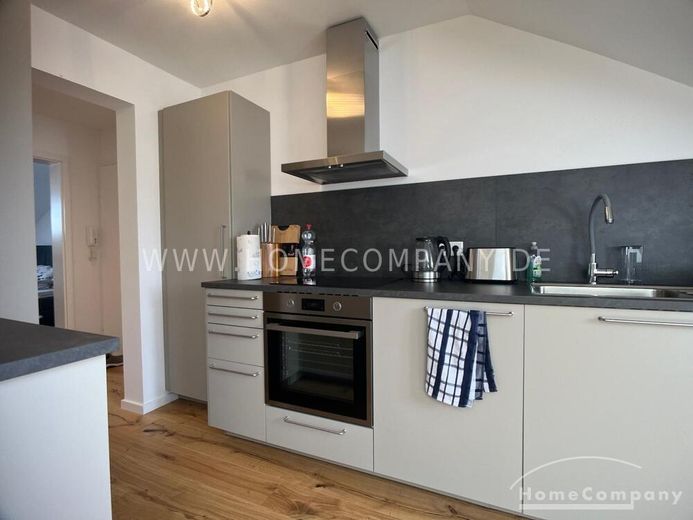 Nordend (AG8071060) Yenilenmiş ve mobilyalı çatı katı dairesi – c0b65a5535ec185180e447ed7b06848b5e8c5b32.jpg