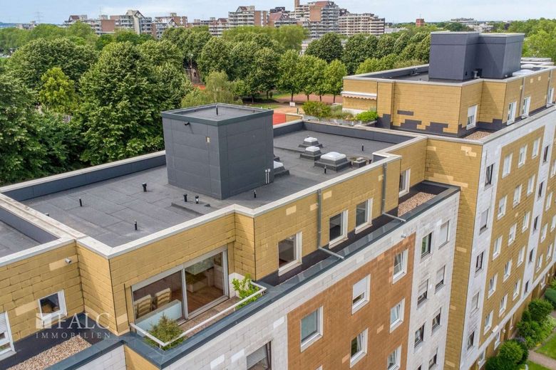 Penthouse a Köln-Weiden - ascensore, garage sotterraneo e fantastica terrazza sul tetto – Außenansicht