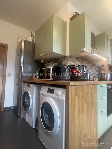 27833 HomeCompany Dresden Möbliert/Furnished 4-Zimmer Apartment mit Balkon in Dresden max. 6 Personen – 6d20c4ecd158434dc0b2159aeea9a92cc92f64a9.jpg