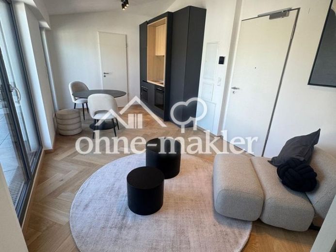 tamamen mobilyalı ve gerçek bir penthouse havasına sahip - Allach-Untermenzing'de 2 odalı kiralık daire – Fotoğraf 1