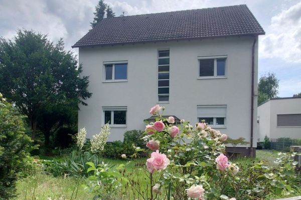Provisionsfrei: charmantes Mehrfamilienhaus mit großem Garten