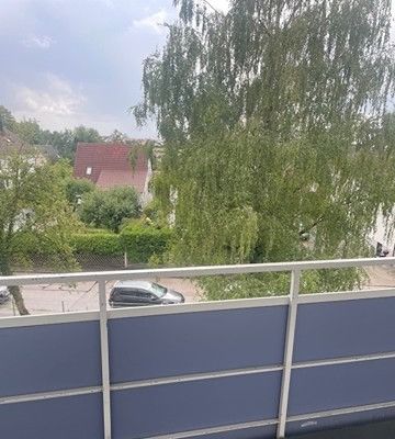 Светлая, отремонтированная 2-комнатная квартира с балконом без комиссии