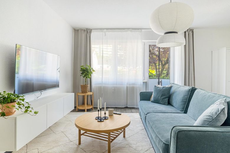 Luminoso appartamento di 1,5 locali a Hochheim am Main – con cucina componibile e arredamento opzionale – Foto 1