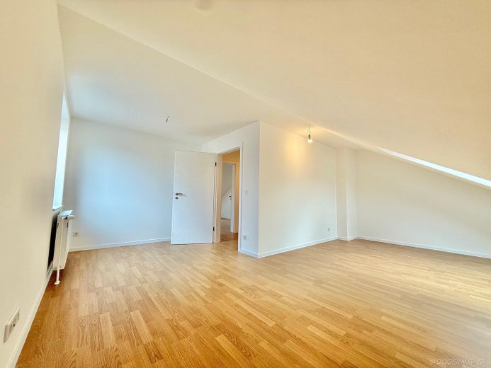 DG - Schlafzimmer I