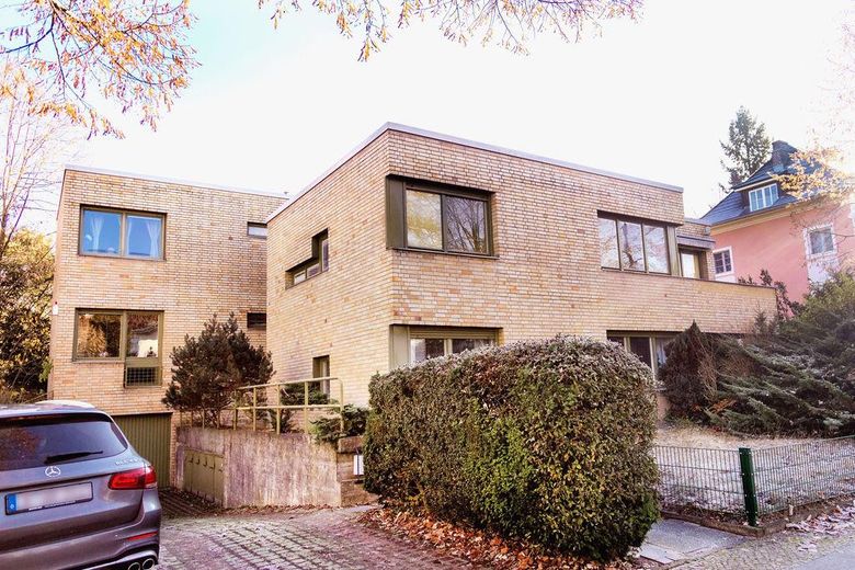 Hausansicht straßenseitig