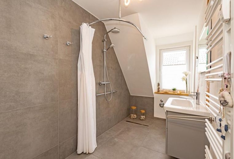 Badezimmer (2021)