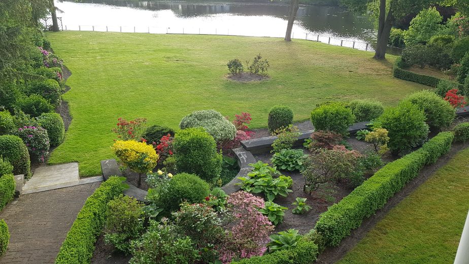 JOKER : 2 Zi. möbliert direkt an der Alster  mit Garten Süd-West - BLICK auf den FEENTEICH – Gartenmitbenutzung